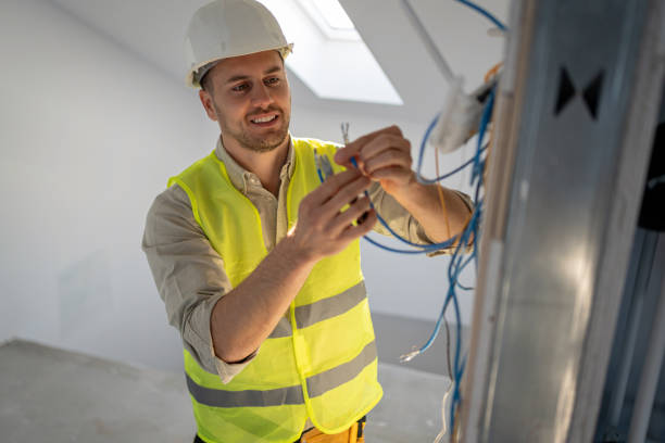 Best Local Electrician Companies  in Cloverleaf, TX